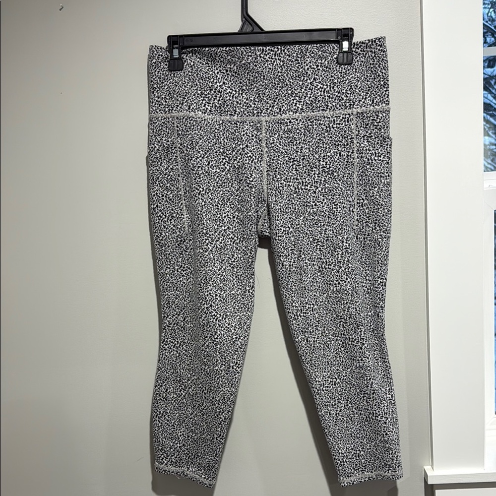 Athleta Black and White Patterned Leggings